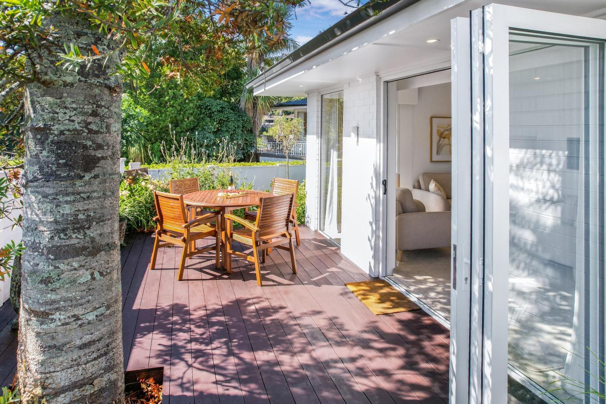 River View Retreat, Luxury & Central - By Kosh Bnb ハミルトン エクステリア 写真